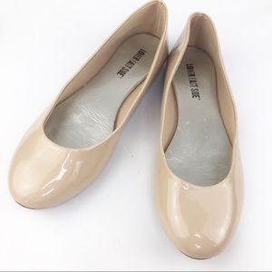 *2/$20* Upper East Side Taupe Patent Flats, size 7